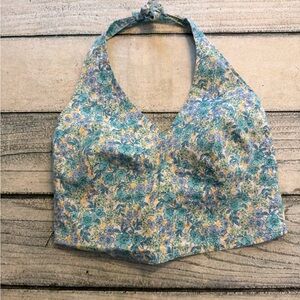 American eagle blue floral v front crop halter top. S